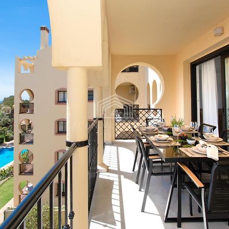 Panoramic Sea Views And Direct Access To The Beach From The Community In Torrenueva Daire Málaga Dış mekan fotoğraf